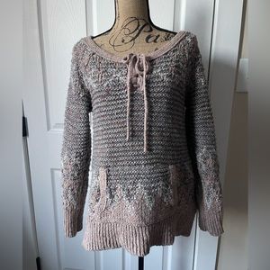 Like New Free People Cable Knit Love Bug Sweater size Large